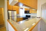 330 Summit Ave - Photo 5