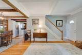 380 Gilbert St - Photo 14