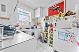 282 Newbury Street - Photo 2