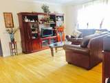 569 Washington St - Photo 5