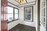 11 Fair Oaks Ave - Photo 16