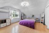 12 Kew Road - Photo 32