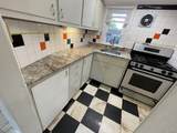 370 Pleasant St - Photo 20