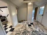 370 Pleasant St - Photo 23