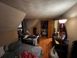 7 Gervais Way - Photo 8