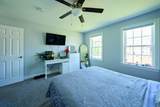 10 Carlton St - Photo 31