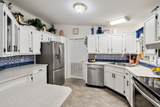 2202 Oak Point Dr - Photo 14