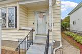 27 Fuller St - Photo 2