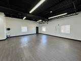 266 Calvary St - Photo 2