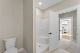 194 Taunton Ave - Photo 18
