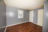 415 Center St - Photo 13