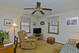 102 Saint Lawrence Ave - Photo 14