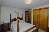 102 Saint Lawrence Ave - Photo 16