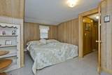 102 Saint Lawrence Ave - Photo 25