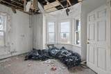 213 Weetamoe St - Photo 18