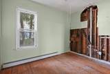 213 Weetamoe St - Photo 20