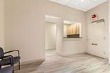2 Hawthorne - Photo 2