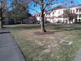 685 Oak Street - Photo 18