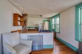 18 Spring St - Photo 4