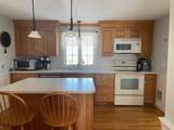 15-17 Oak St - Photo 2