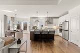 18 Lloyd Circle - Photo 1