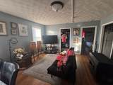 84 Everett St - Photo 18
