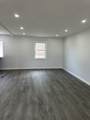 519 Hogg Memorial Dr - Photo 9