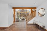 915 Curve St - Photo 10