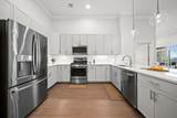 320 Middlesex Ave - Photo 2