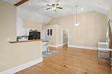 246 Essex - Photo 14