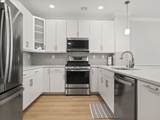 320 Middlesex Ave - Photo 3