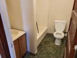 139 How St - Photo 6