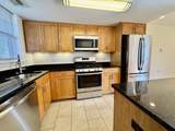 585 Vfw Parkway - Photo 3