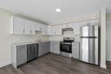 472 Essex Street - Photo 4