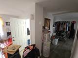 21 John - Photo 11