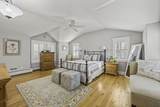122 Point Of Pines Avenue - Photo 13