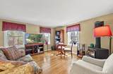 28 Emerald Street - Photo 4