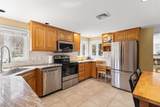 120 Sheridan St - Photo 2