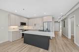 40 Waverly - Photo 3