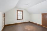 1056 Curve St - Photo 19