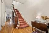 194 Beacon St - Photo 14