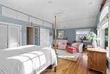 590 Washington St - Photo 16