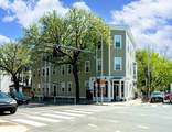 294-302 Windsor St - Photo 3