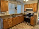 11 Otis St - Photo 8
