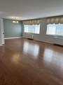 20 Hammond Pond Pkwy - Photo 4