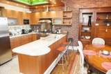 118 Newbury Street - Photo 2