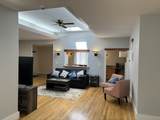 407 Main - Photo 2