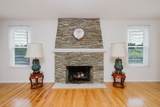 129 Lawrence Dr - Photo 12