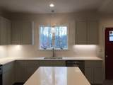 12 Locust - Photo 4