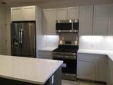 12 Locust - Photo 7